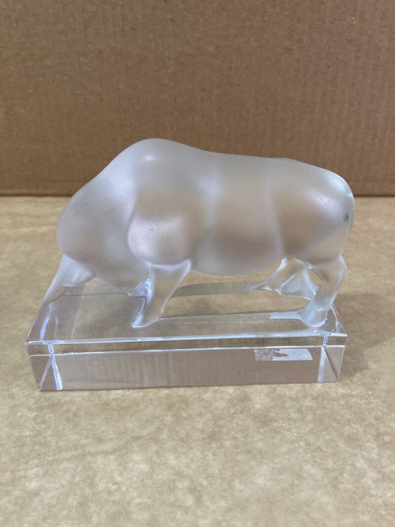 Lalique Bull Paperweight Crystal Art figurine signed France